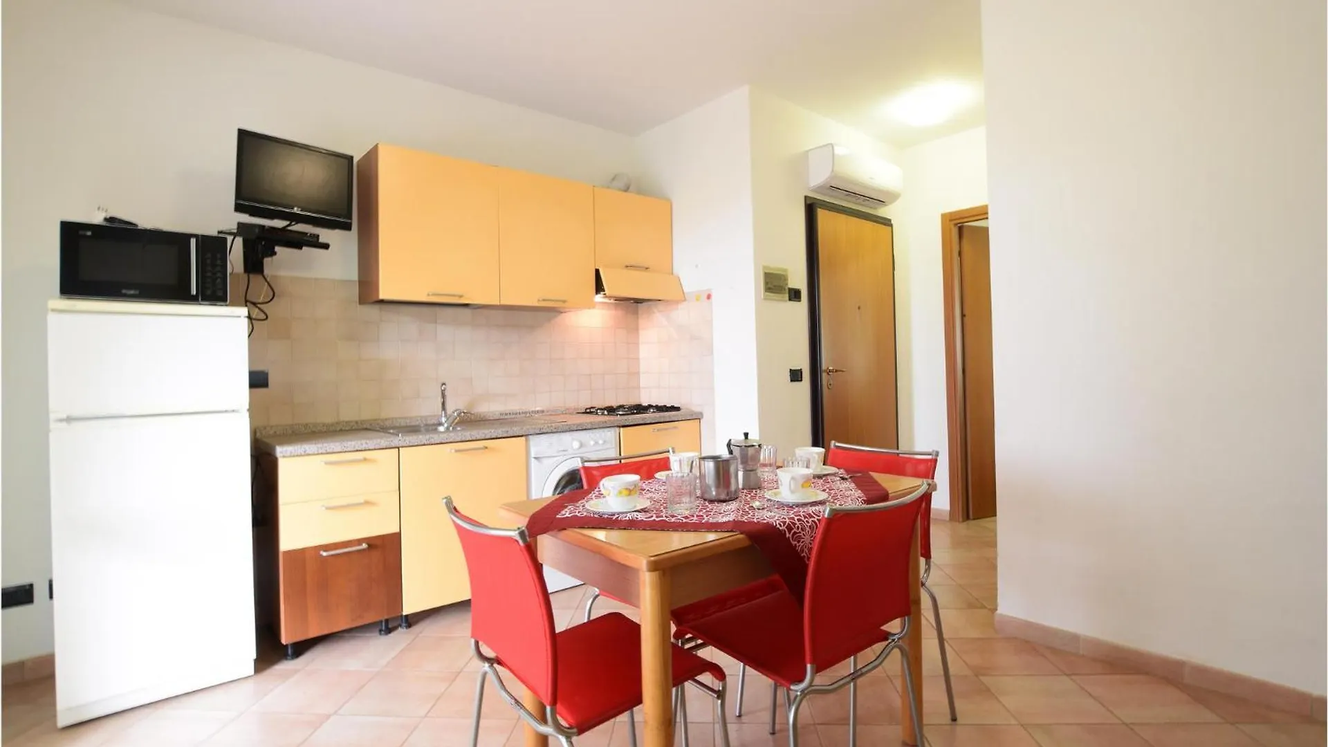 1 Bedroom Awesome Apartment In Nisportino Nisporto Italy