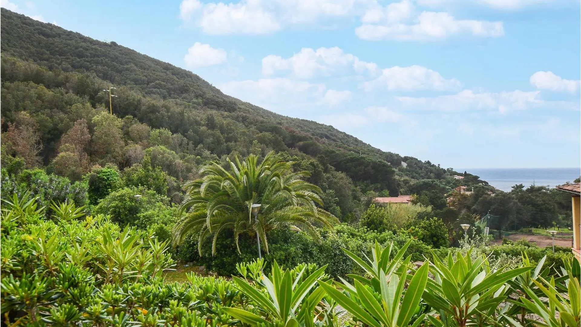 1 Bedroom Awesome Apartment In Nisportino Nisporto